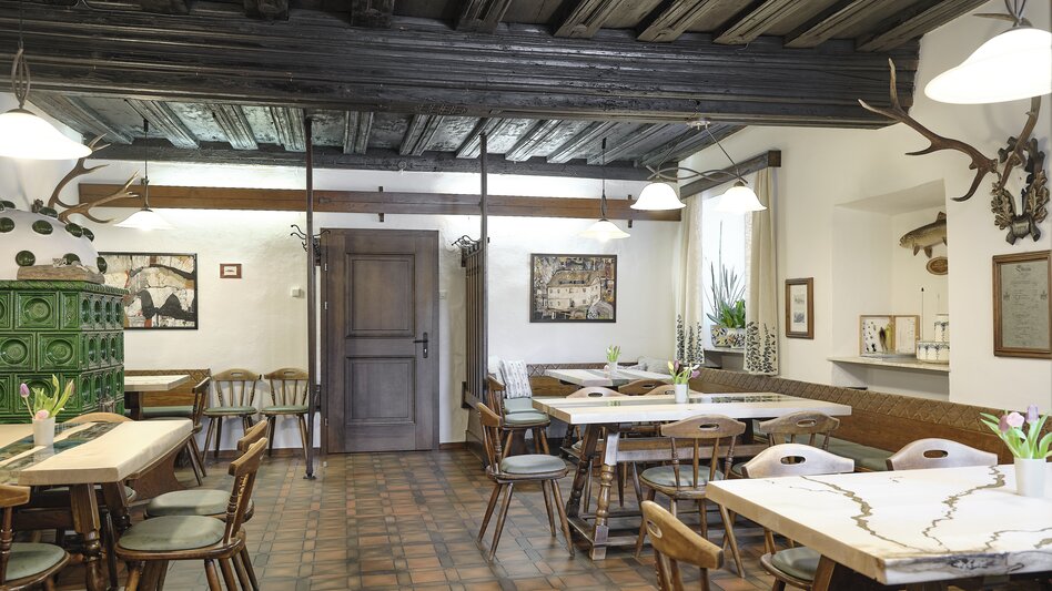 ©                                                                                                                                  | THOMAS SATTLER