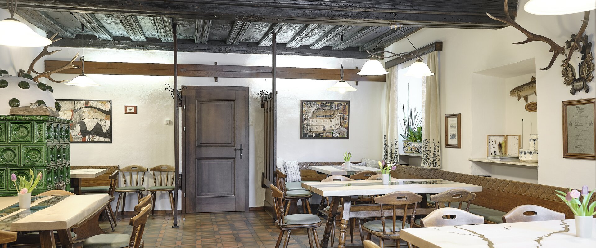 ©                                                                                                                                  | THOMAS SATTLER