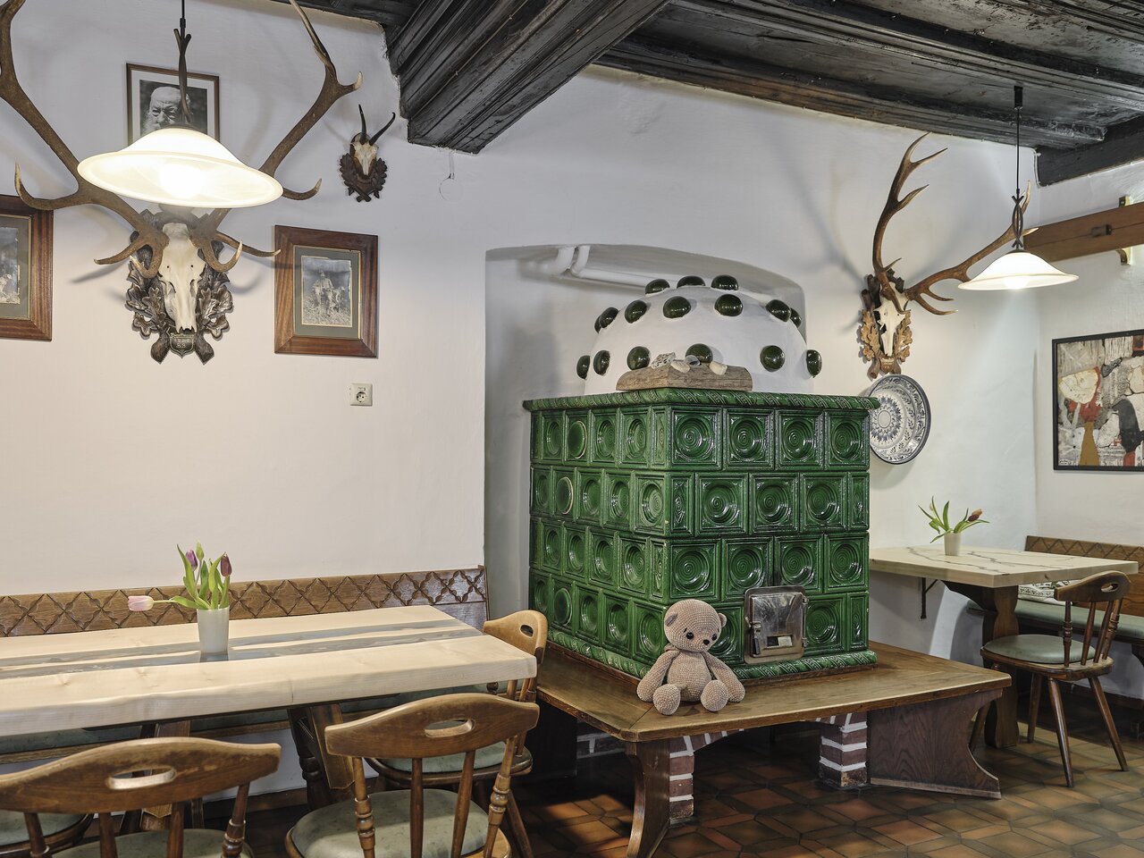 ©                                                                                                                                  | THOMAS SATTLER