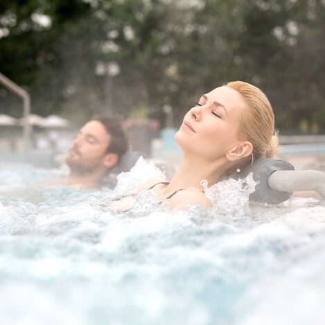 Entspannen in der Heiltherme Bad Waltersdorf | © Heilthermen Resort Bad Waltersdorf | Harald Eisenberger