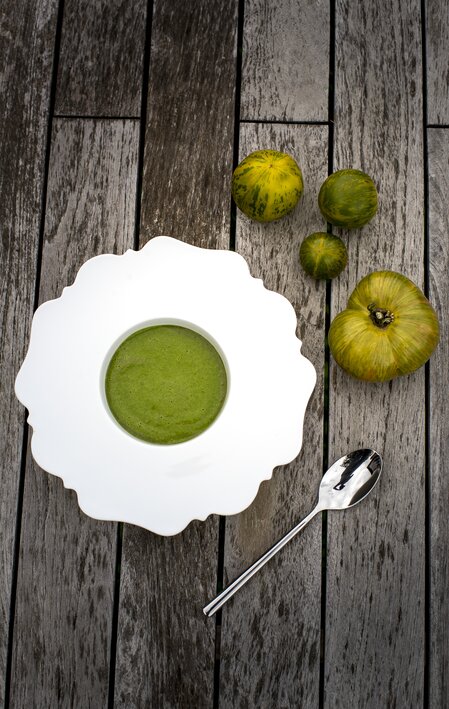 Die kulinarische Steiermark: Kräutersuppe. | © STG | Tom Lamm