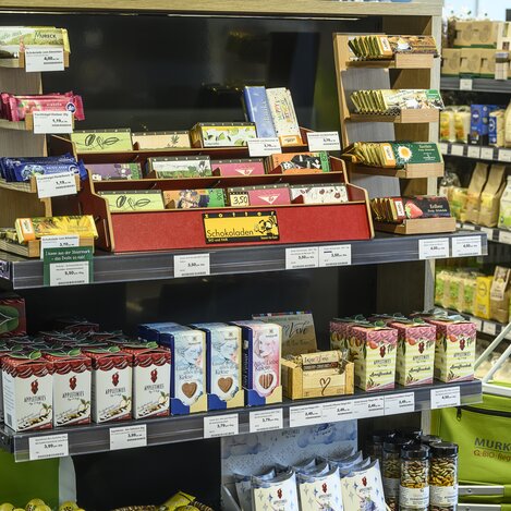 Styrian food in the Murkostladen | © Thermen- & Vulkanland | pixelmaker.at