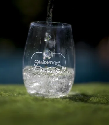 Healing water in Southeast Styria | © Thermen- & Vulkanland | Tom Lamm