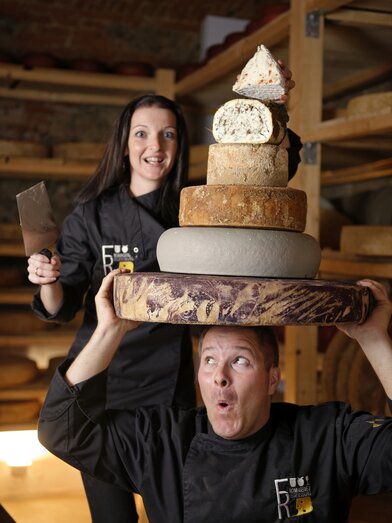 Cheese variety in the Käsekunst Manufaktur in Riegersburg | © Thermen- & Vulkanland | Bernhard Bergmann