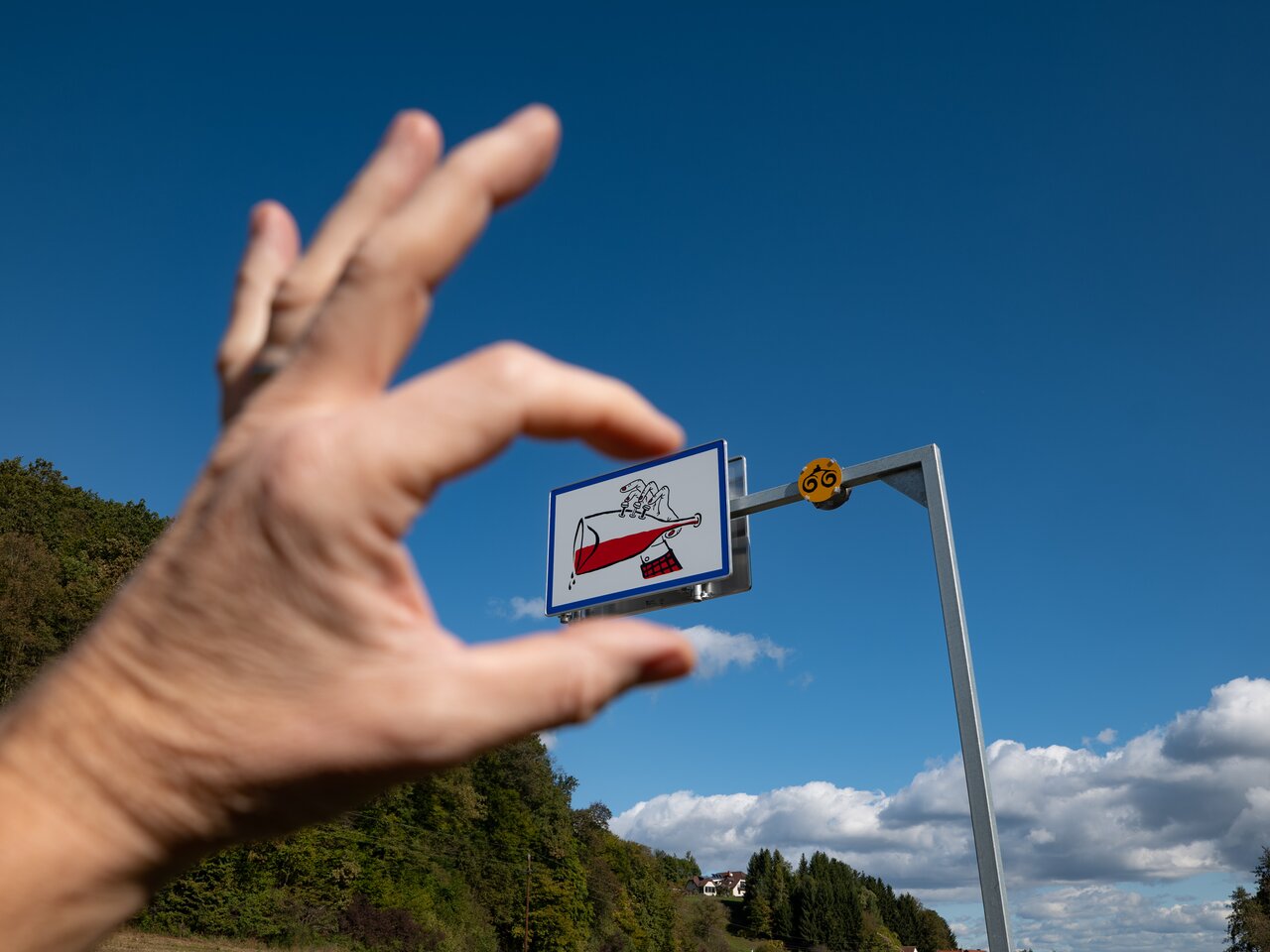 Lebenslustzeichen auf der Vulkanland Route 66 - Straße der Lebenslust | © Vulkanland Steiermark | Bernhard Bergmann