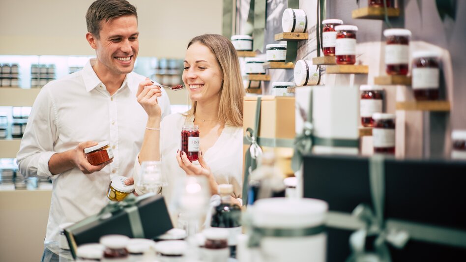 Verkostung bei Finks Delikatessen | © Steirisches Vulkanland | Bernhard Bergmann