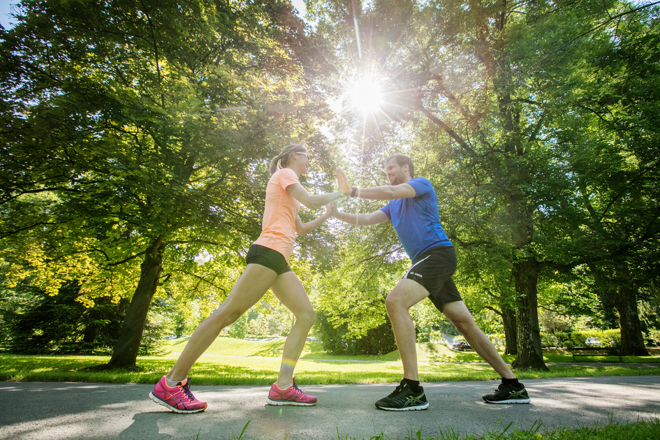 Aufwärmen im Kurpark Bad Gleichenberg | © Thermen- & Vulkanland | Harald Eisenberger