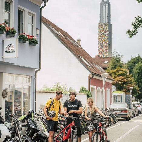 Radfahren in Feldbach  | © Thermen- & Vulkanland | Bernhard Bergmann