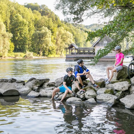 Biking to the ship mill Mureck | © Thermen- & Vulkanland | Harald Eisenberger
