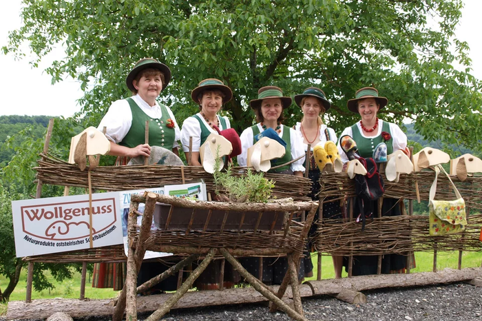 Wollgenuss produces beautiful things from sheep's wool | © Thermen- & Vulkanland | Wollgenuss