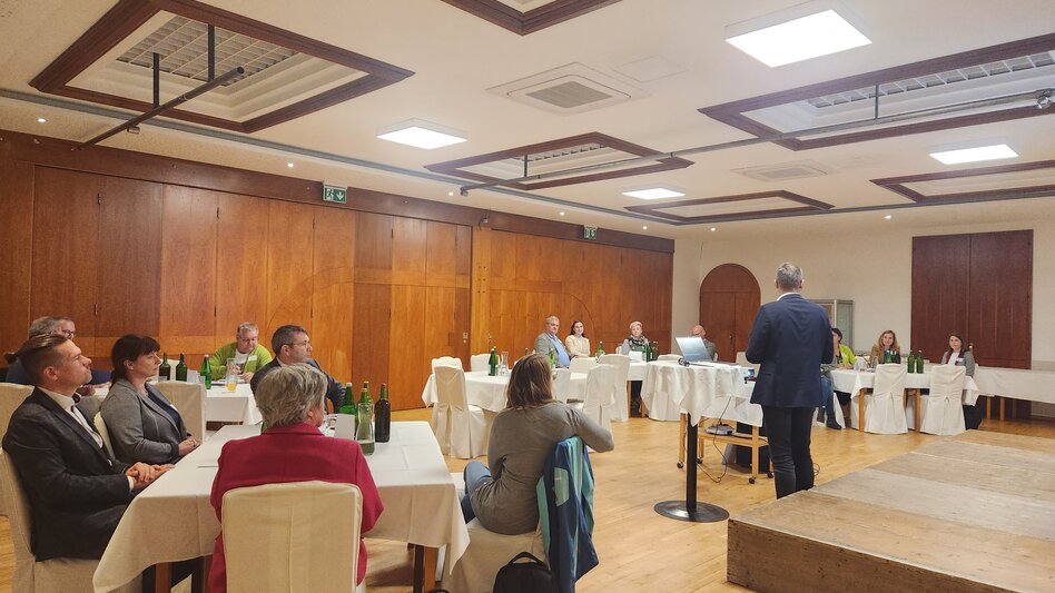 Jörg Pfeifer präsentiert KURT | © Lisa Almer | Lisa Almer