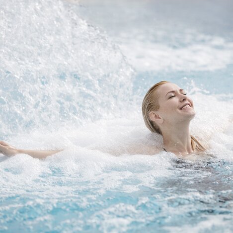 Pure Entspannung in der Heiltherme Bad Waltersdorf | © Thermen- & Vulkanland | Harald Eisenberger | © Tourismusverband Thermen- Vulkanland, Harald Eisenberger