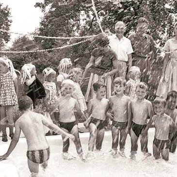 Radkersburg Parkbad Kinder Archiv | © MiaZ | Museum im alten Zeughaus Bad Radkersburg
