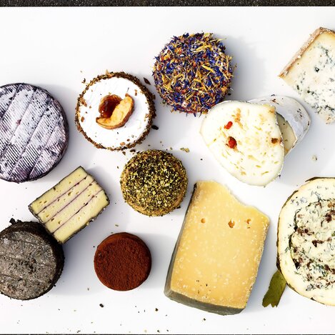 Fromagerie zu Riegersburg: Hier dreht sich alles um ihn - den Käse. | © Peter M. Mayr | Peter M. Mayr | © Peter M. Mayr