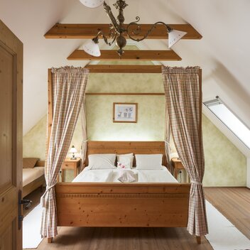Himmelbettzimmer Kürbishof Gartner | © Kürbishof Gartner, Berhard Bergmann