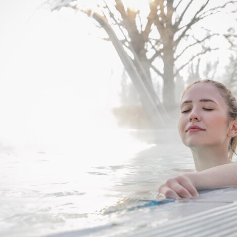 Abtauchen mit der ganzen Familie - oder ganz privat. | © Thermen- & Vulkanland Steiermark, Harald Eisenberger | Harald Eisenberger | © Thermen- & Vulkanland Steiermark, Harald Eisenberger