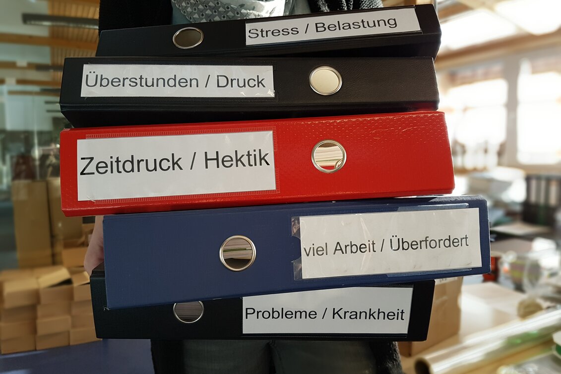 Zeitdruck, Hektik, Überstunden und viel Arbeit prägen den Alltag. Ein Bad im steirischen Thermalwasser kann den Stress senken. | © Thermen- & Vulkanland Steiermark | © Thermen- & Vulkanland Steiermark