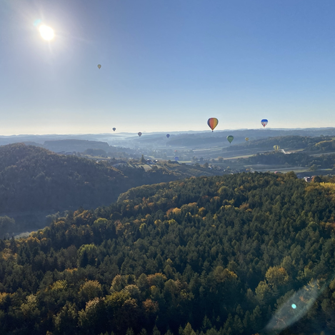 Ballone über dem Thermen- & Vulkanland | © Thermen- & Vulkanland