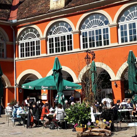 Schlosshof Kornberg | Schloss Kornberg