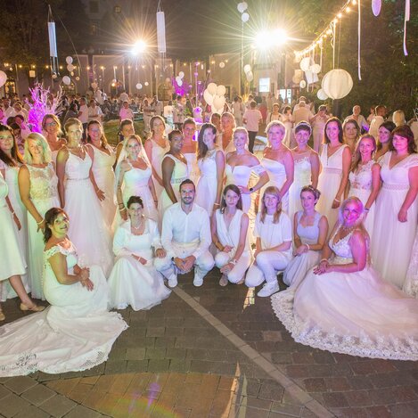 Einfach weiß im Rogner Bad Blumau | © Helmut Schweighofer | Helmut Schweighofer