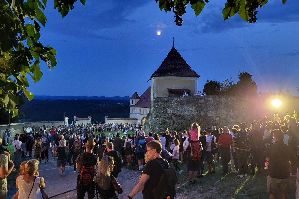 Zu Vollmond auf der Veste Riegersburg | © Thermen- & Vulkanland | Christian Thomaser