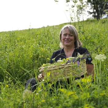 HL_Burgteufel und Weinblüten, rund um Klöch_022_c_ServusTV_Andreas Graf