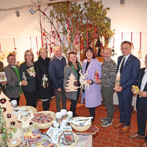 Eröffnung Weihnachtsausstellung Schloss Kornberg | © Thermen- & Vulkanland | Roman Schmidt