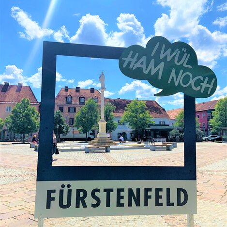 Fotospot am Hauptplatz Fürstenfeld | © Stadtmarketing Fürstenfeld | Barbara Wagner