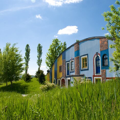 Augenschlitzhäuser | © Thermen Rogner Bad Blumau, Hundertwasser Architekturprojekt | © Thermen Rogner Bad Blumau, Hundertwasser Architekturprojekt
