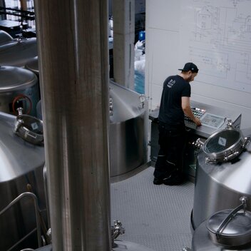 Herstellung auf eigene Art und Weise | © Brauhaus Bevog |  Rene Strgar / JRVisuals