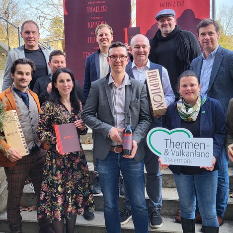 Eruptionswinzer luden zur Pressekonferenz | © Thermen- & Vulkanland | Christian Thomaser