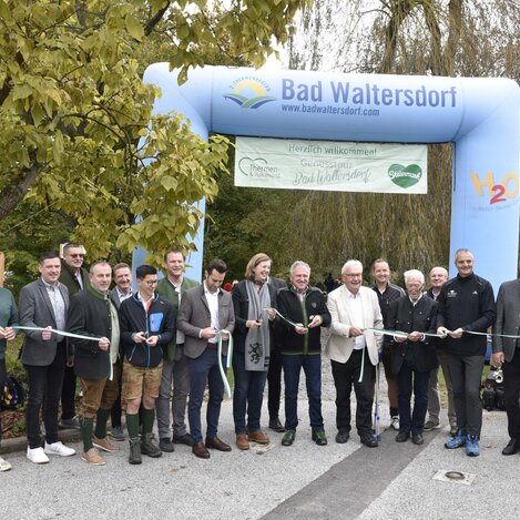 Feierliche Eröffnung der 12 km langen Genusstour | © Bad Waltersdorf | Josef Lederer