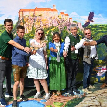 Danke an unsere Winzer:innen  | © Thermen- & Vulkanland | Christian Thomaser