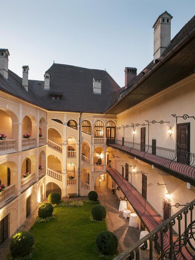 © Schloss Obermayerhofen
