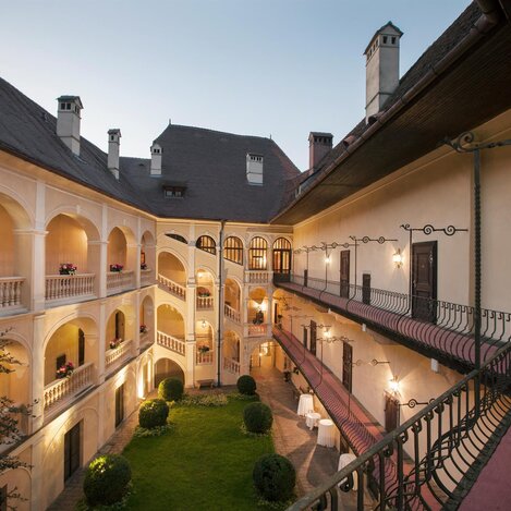 © Schloss Obermayerhofen