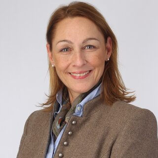 © Franz Pfluegl 2019 Fotostudio Pfluegl,1010 Wien Tel.015353901 | Franz Pfluegl