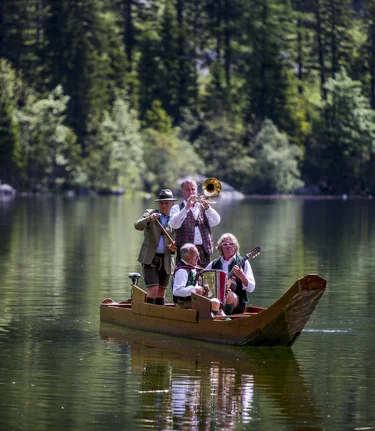 © Tom Lamm | ikarus.cc | Tom Lamm