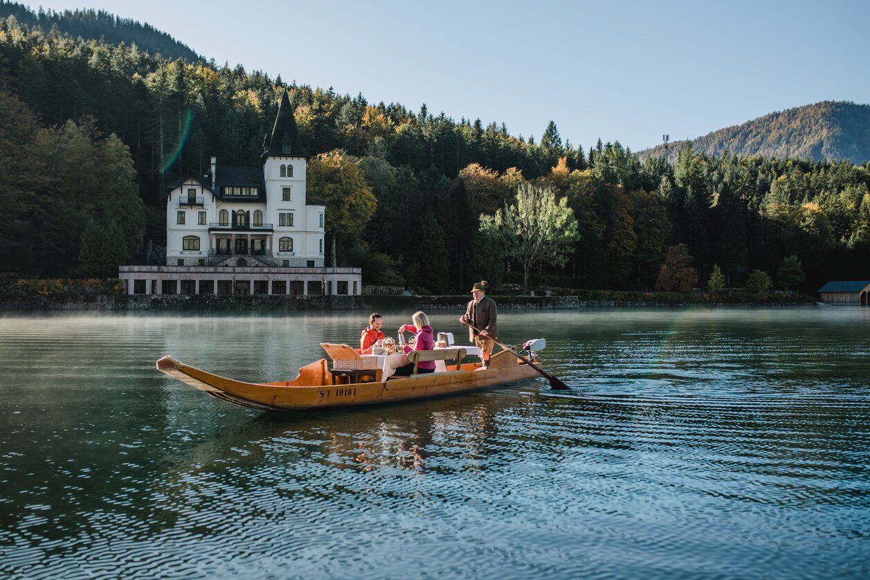 Salzkammergut BergeSeen E-Trail | © Salzkammergut - Katrin Kerschbaumer | Mit Unterstützung von Bund und Europäischer Union.