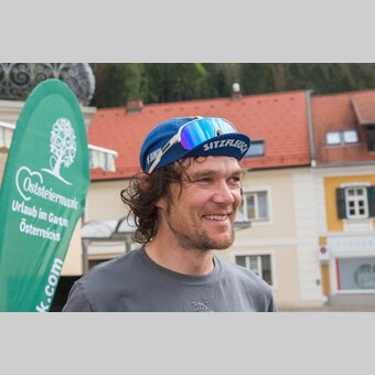 Christoph Strasser bei der Sitzfleisch Challenge in der Oststeiermark | © TV Oststeiermark | Helmut Schweighofer