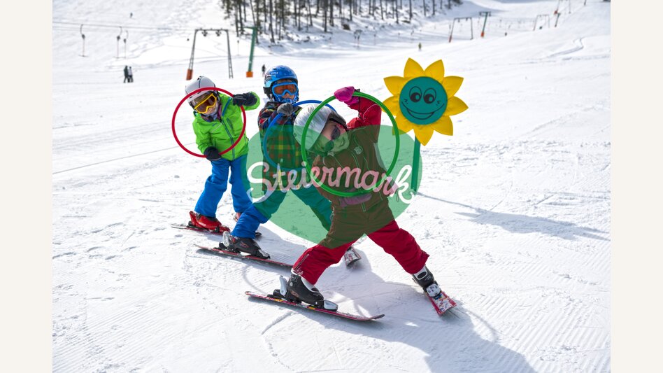 Kinderskikurs im Naturpark Almenland in der Oststeiermark | © Oststeiermark Tourismus | Bernhard Bergmann