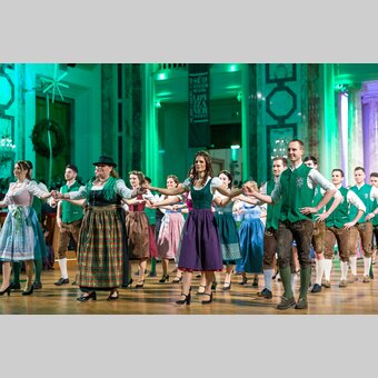 Aufführung beim Steirerball 2020 in Wien | ©  Oststeiermark Tourismus | Schedl