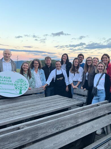 Gruppenfoto vom internationalen Slow Trips Tourismuskongress | © Oststeiermark Tourismus