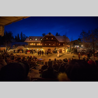 Huab'n Theater im Advent auf der Brandlucken in der Oststeiermark | © 
Oststeiermark Tourismus | Harlad Eisenberger