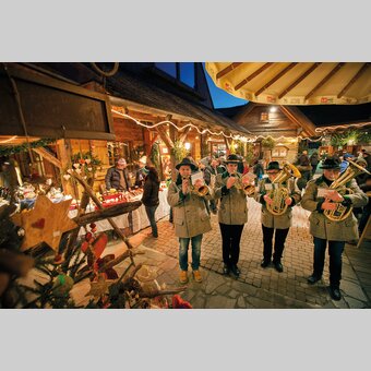 Christkindlmarkt auf der Teichalm in der Oststeiermark | ©  Oststeiermark Tourismus | Harlad Eisenberger