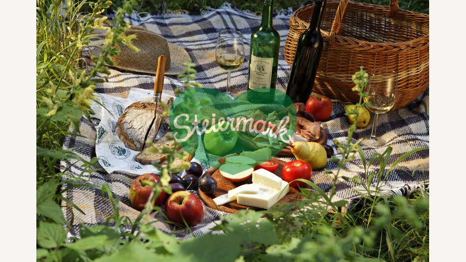 Kulinarischer Picknickgenuss in der Oststeiermark | ©  Oststeiermark Tourismus | Bernhard Bergmann