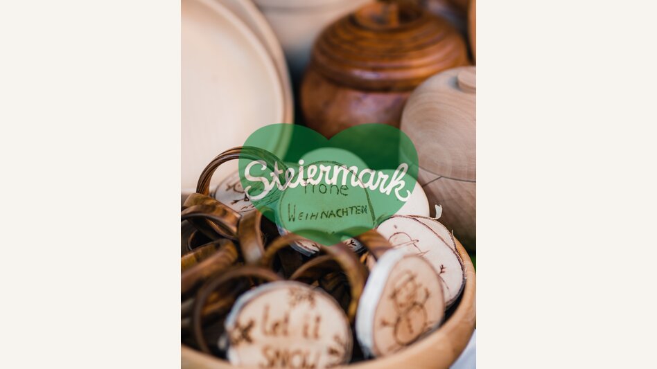 Kunsthandwerk beim Adventmarkt | studio draussen | © Oststeiermark Tourismus, cmvisuals