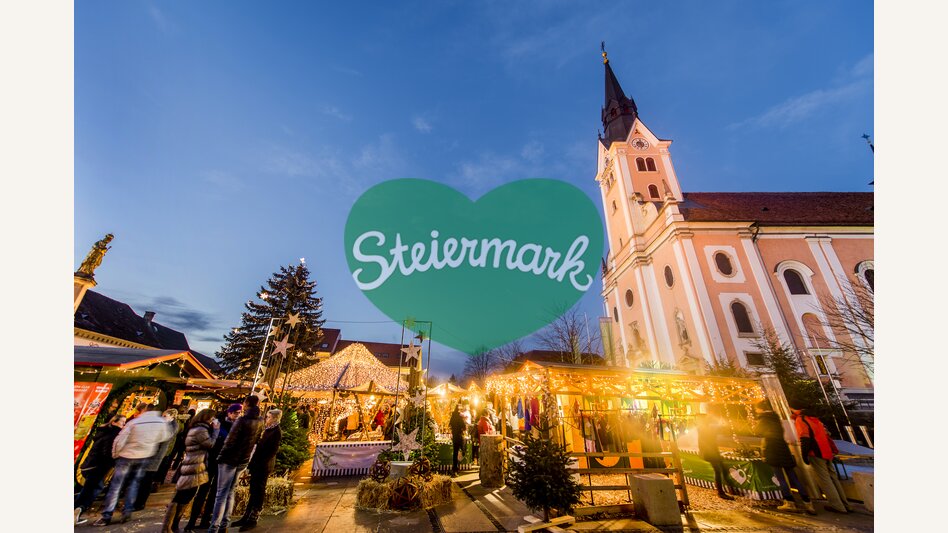 Adventmarkt am Hauptplatz von Gleisdorf | ©  Oststeiermark Tourismus | Begsteiger