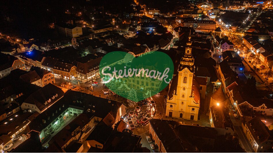 Luftaufnahme Hartberg im Advent | ©  Oststeiermark Tourismus | Rene Strasser