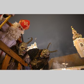 Krampus und Nikolaus in Hartberg in der Oststeiermark | © Oststeiermark Tourismus | Bernhard Bergmann