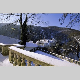 Schloss Herberstein von oben im Winter | © Oststeiermark Tourismus | Bernhard Bergmann